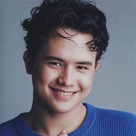 Buwan by Juan Karlos Labajo .